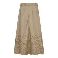 Indlæs billede til gallerivisning CO' COUTURE Poppy Pleat Scallop Skirt Mushroom
