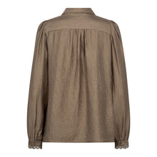 Indlæs billede til gallerivisning CO&#39; COUTURE Tassy Lace Shirt Taupe
