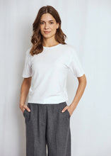 Indlæs billede til gallerivisning BRUUN &amp; STENGADE Abelone Slim Fit T-shirt White
