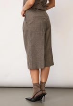 Indlæs billede til gallerivisning CO' COUTURE Veya Check Bermuda Brown

