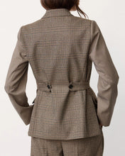 Indlæs billede til gallerivisning CO' COUTURE Veya Check Fitted Blazer Brown
