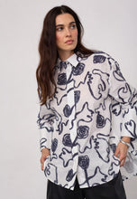 Indlæs billede til gallerivisning CO' COUTURE Elric Flower Ls Shirt White
