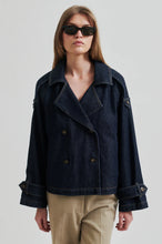 Indlæs billede til gallerivisning SECOND FEMALE Columbus Trench Jacket Dark Blue Denim
