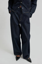 Indlæs billede til gallerivisning SECOND FEMALE Columbus New Denim Trousers Dark Blue Denim
