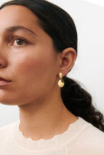 Indlæs billede til gallerivisning PERNILLE CORYDON Small La Pausa Earrings
