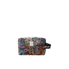 Indlæs billede til gallerivisning BLACK COLOUR Bcnyla Washbag Fall Garden

