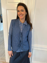 Indlæs billede til gallerivisning A VIEW Kamma Waistcoat Denim Blue
