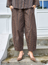 Indlæs billede til gallerivisning BLACK COLOUR Bcmallu Barrel Pant Espresso
