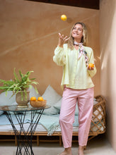 Indlæs billede til gallerivisning BLACK COLOUR Bcmallory Barrel Pant Rose
