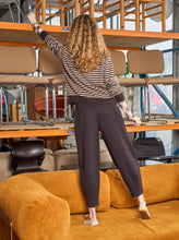 Indlæs billede til gallerivisning BLACK COLOUR Bctorino Barrel Pant Coffee
