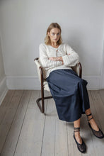 Indlæs billede til gallerivisning PROJECT AJ117 Alaia Chalk
