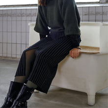 Indlæs billede til gallerivisning BLACK COLOUR Bcchicago Skirt Black Stripe
