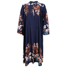 Indlæs billede til gallerivisning BLACK COLOUR Bczendaya Satin Dress Navy Flower
