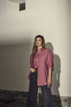 Indlæs billede til gallerivisning CO&#39; COUTURE Coris Oversize Shirt Rhubarb
