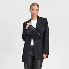 Indlæs billede til gallerivisning DEPECHE 16394 Bumbag Jet Black
