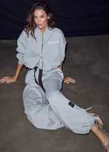 Indlæs billede til gallerivisning HAUTE L'AMITIE Maxi Split Tie Pant Grey Melange
