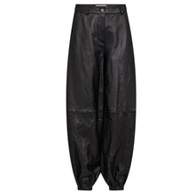 Indlæs billede til gallerivisning HAUTE L'AMITIE Jasmin Leather Harem Pant Black
