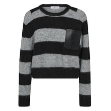 Indlæs billede til gallerivisning HAUTE L'AMITIE Darcia Stripe Crop Pocket Knit Sort
