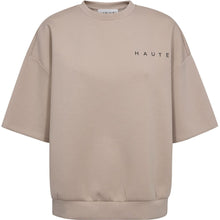 Indlæs billede til gallerivisning HAUTE L'AMITIE Maxi Split SS Logo Sweat Beige

