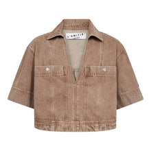 Indlæs billede til gallerivisning HAUTE L'AMITIE Drew Denim Top Camel
