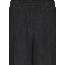 Indlæs billede til gallerivisning HEARTMADE Neya Capri Pant Carbon Black
