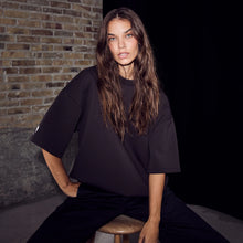 Indlæs billede til gallerivisning HAUTE L'AMITIE Maxi Split SS Logo Sweat Antracit
