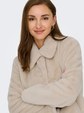 Indlæs billede til gallerivisning JDY Macy Life Faux Fur Jacket Moonbeam
