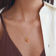 Indlæs billede til gallerivisning MAANESTEN Sunstone Fire Pendant
