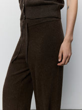 Indlæs billede til gallerivisning SOFIE SCHNOOR Velosw Trousers Brown Fudge
