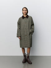 Indlæs billede til gallerivisning SOFIE SCHNOOR Filliesw Relaxed Coat Blue/Brown Check
