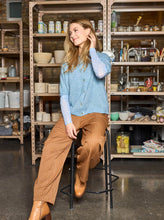 Indlæs billede til gallerivisning BLACK COLOUR Bcdell SS Cardigan Light Blue
