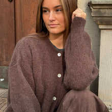 Indlæs billede til gallerivisning DEPECHE Sarah Alpaca Cardigan Brown
