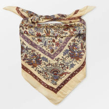 Indlæs billede til gallerivisning BECK SÖNDERGAARD Tapisflora Taby Sia Scarf Rutabaga White
