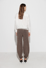 Indlæs billede til gallerivisning PROJECT AJ117 Track Pant Walnut

