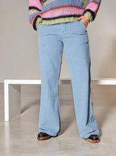 Indlæs billede til gallerivisning BLACK COLOUR Bccora Corduroy Box Pant Dust Blue

