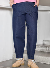 Indlæs billede til gallerivisning BLACK COLOUR Bcdenice Denim Barrel Pant

