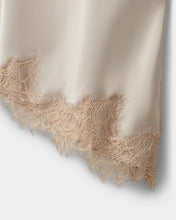 Indlæs billede til gallerivisning SOFIE SCHNOOR Virasw Lace Top Feather
