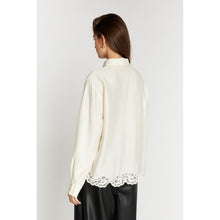 Indlæs billede til gallerivisning BRUUNS BAZAAR Chama Alya Shirt Snow White
