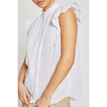 Indlæs billede til gallerivisning BRUUNS BAZAAR Carpinus Pleat Shirt White
