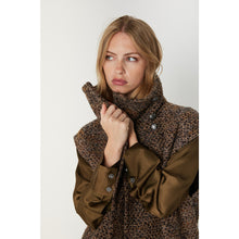 Indlæs billede til gallerivisning BRUUNS BAZAAR Colpo Litas Waistcoat Brown Melange
