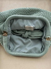 Indlæs billede til gallerivisning PICO COPENHAGEN Small Shelly Clutch Sage Glitter
