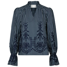 Indlæs billede til gallerivisning NEO NOIR Amara Stripe Emb Blouse Navy
