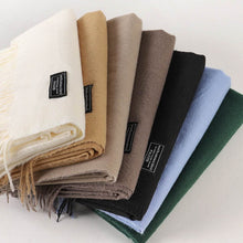 Indlæs billede til gallerivisning AND COPENHAGEN Cashmere Tørklæde Sand
