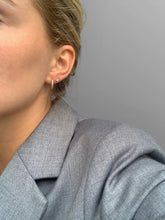 Indlæs billede til gallerivisning AND COPENHAGEN Dea Shiny Hoops
