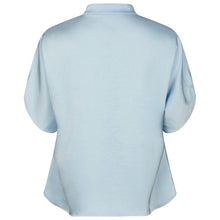 Indlæs billede til gallerivisning NEO NOIR Anelle Heavy Sateen Blouse Light Blue
