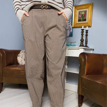 Indlæs billede til gallerivisning BLACK COLOUR Bcdavina Art Barrel Pant Brown
