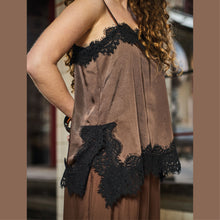 Indlæs billede til gallerivisning BLACK COLOUR Bcevie Lace Strap Top Coffee
