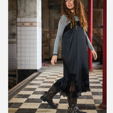 Indlæs billede til gallerivisning BLACK COLOUR Bcevie Lace Strap Dress Sort
