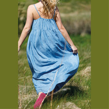Indlæs billede til gallerivisning BLACK COLOUR Bclyra Strap Dress Denim Blue
