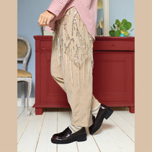 Indlæs billede til gallerivisning BLACK COLOUR Bcmemphis Barrel Pant Pearl
